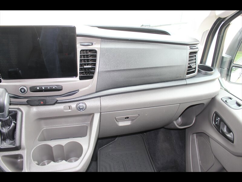 Used 2022 Ford Transit 350 XLT RWD image 15