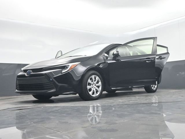 Used 2024 Toyota Corolla LE image 67