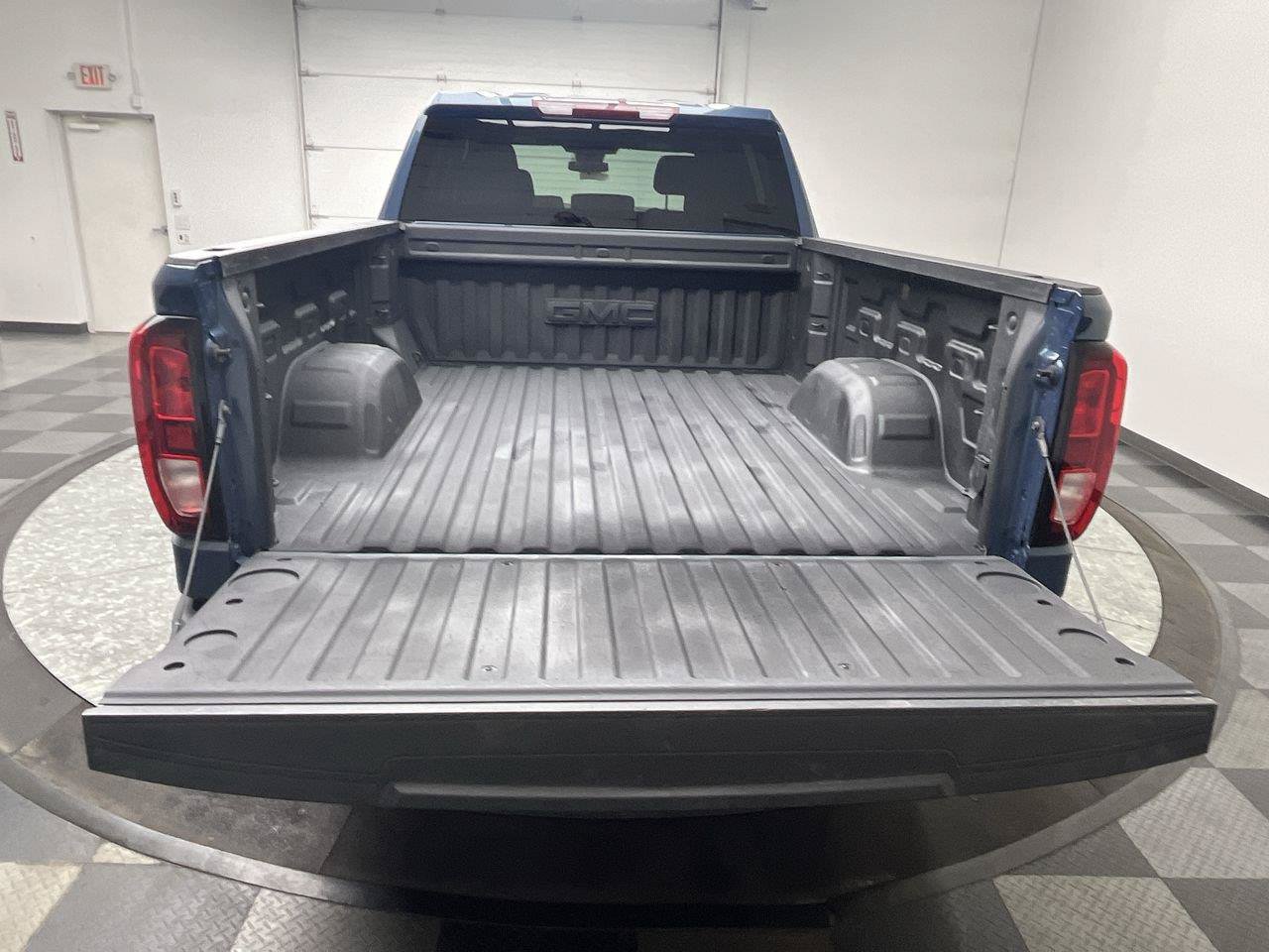 Certified 2026 GMC Sierra 1500 Elevation w/ X31 Off-Road Package AWD/4WD image 34