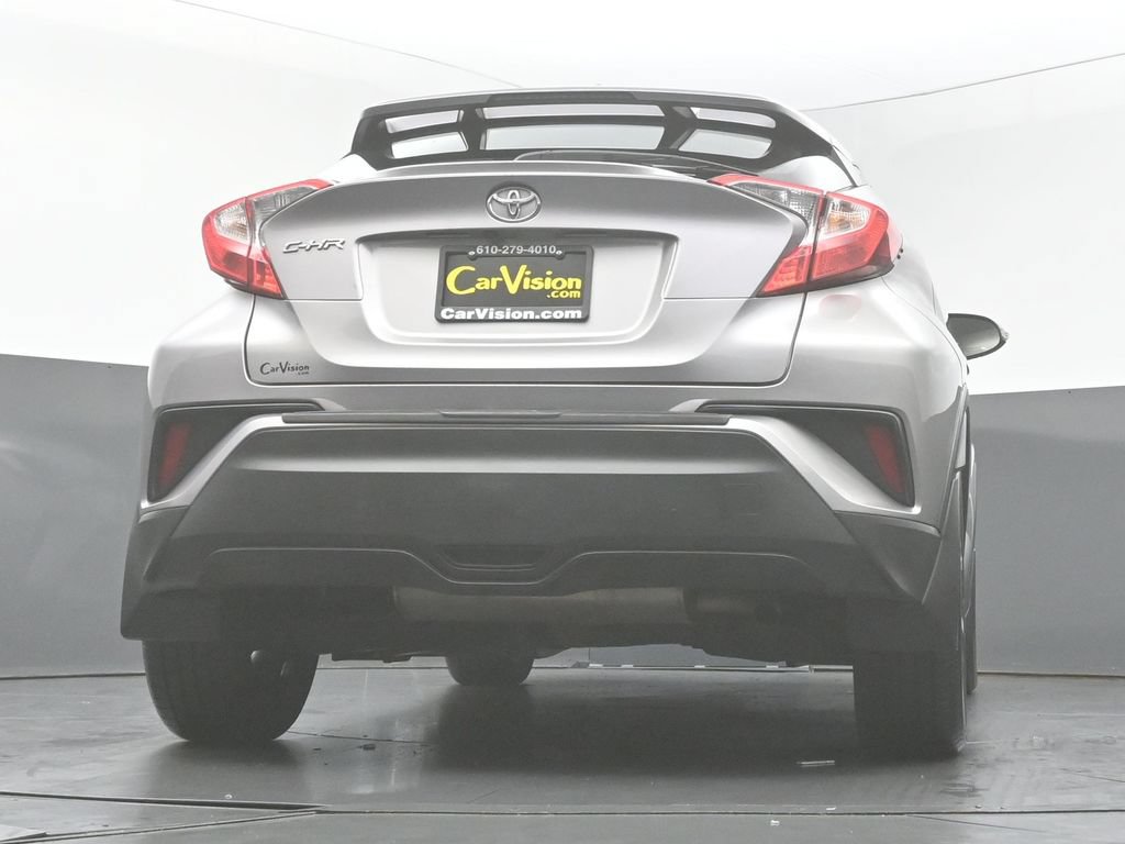 Used 2020 Toyota C-HR XLE FWD image 46