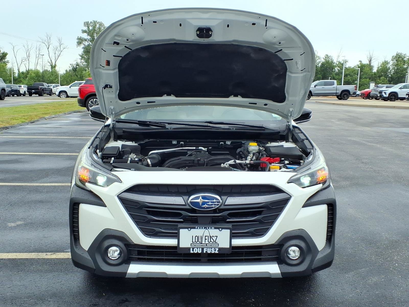 Used 2025 Subaru Outback Limited AWD/4WD image 32