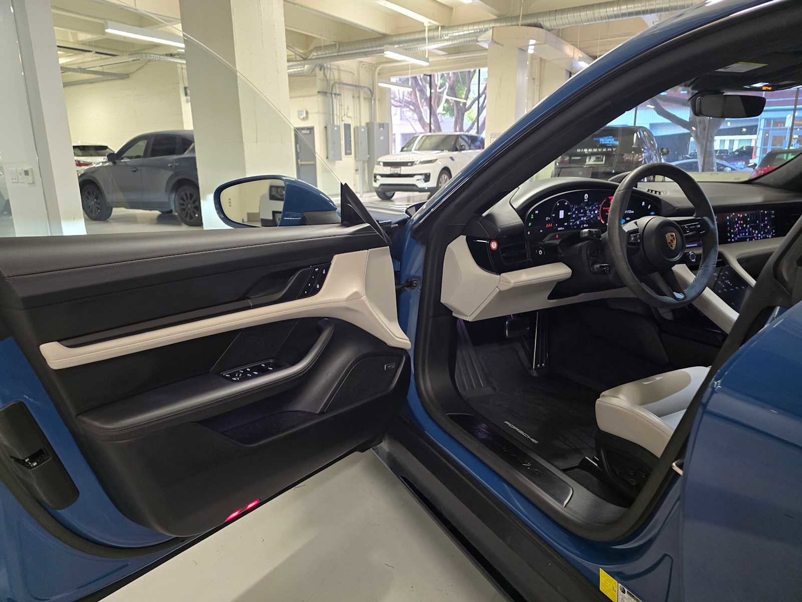 Used 2024 Porsche Taycan GTS image 22