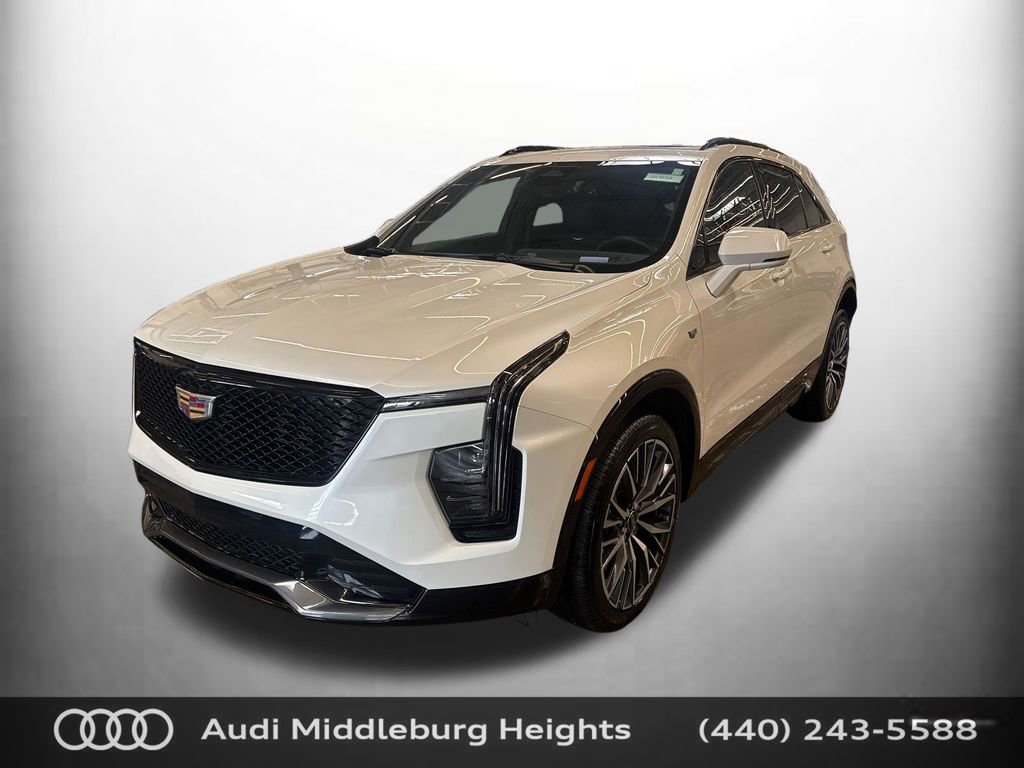 Used 2024 Cadillac XT4 Sport w/ Cold Weather Package image 4