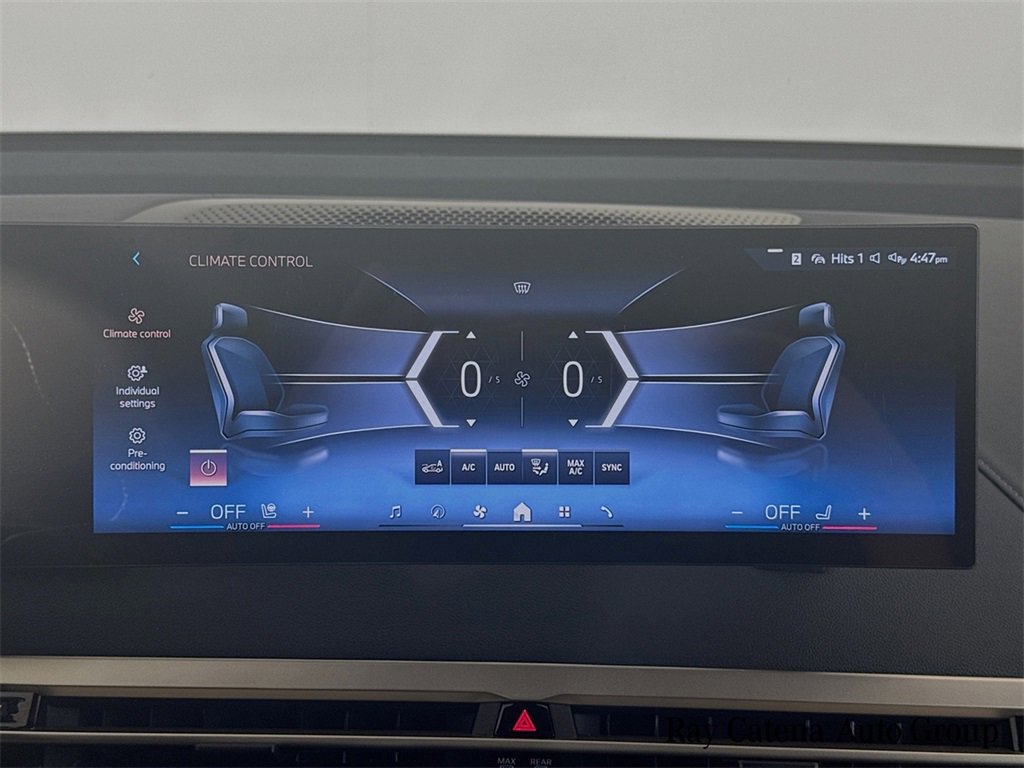 Used 2025 BMW iX xDrive50 w/ Premium Package image 16