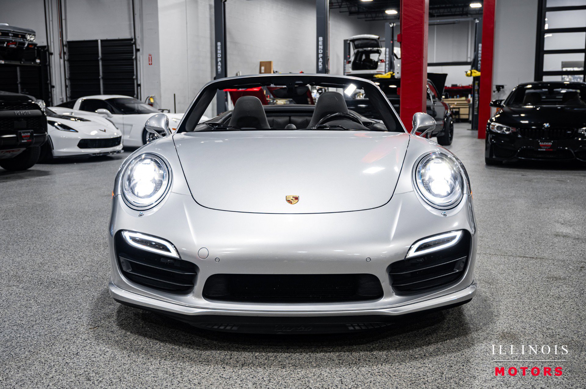 Used 2014 Porsche 911 Turbo image 8