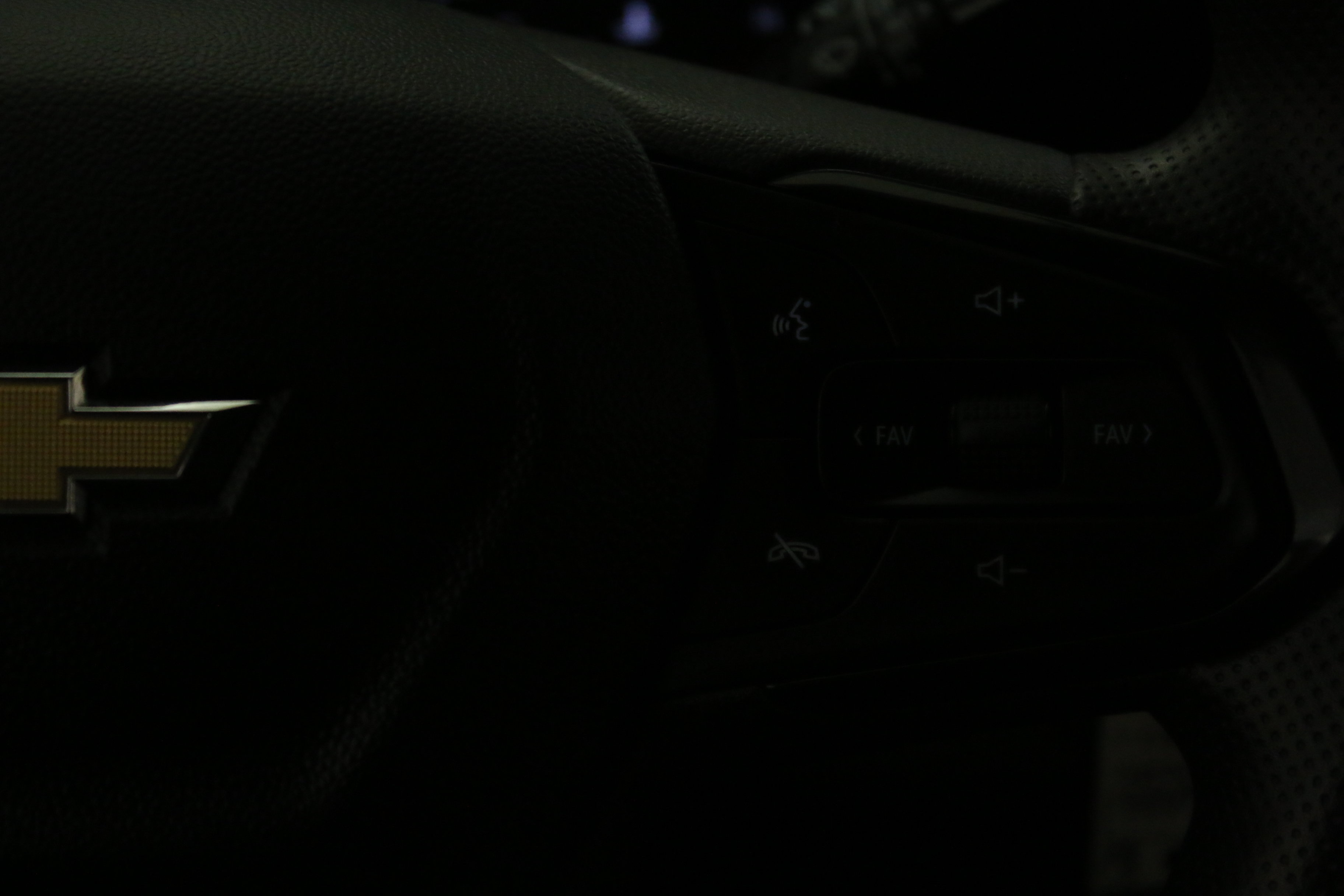 Used 2024 Chevrolet Trax LS w/ LS Convenience Package FWD image 15