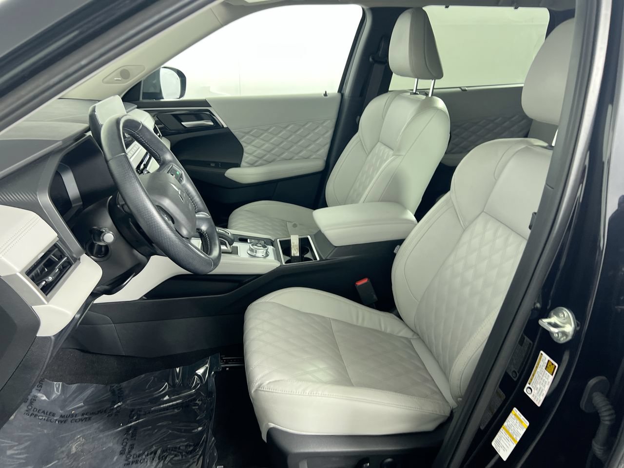 Used 2024 Mitsubishi Outlander SEL FWD image 8