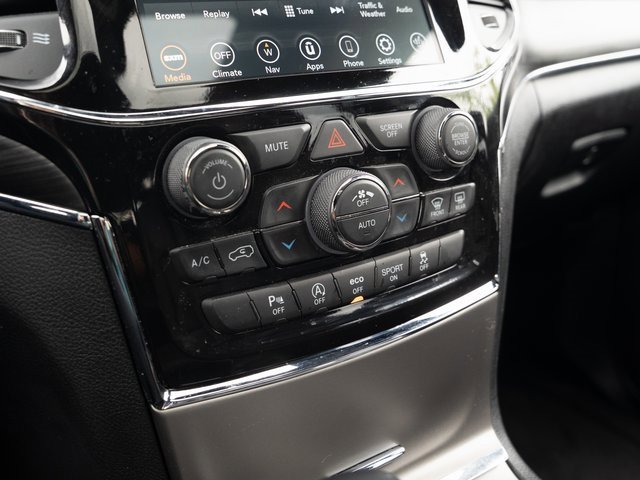 Used 2021 Jeep Grand Cherokee Limited image 26