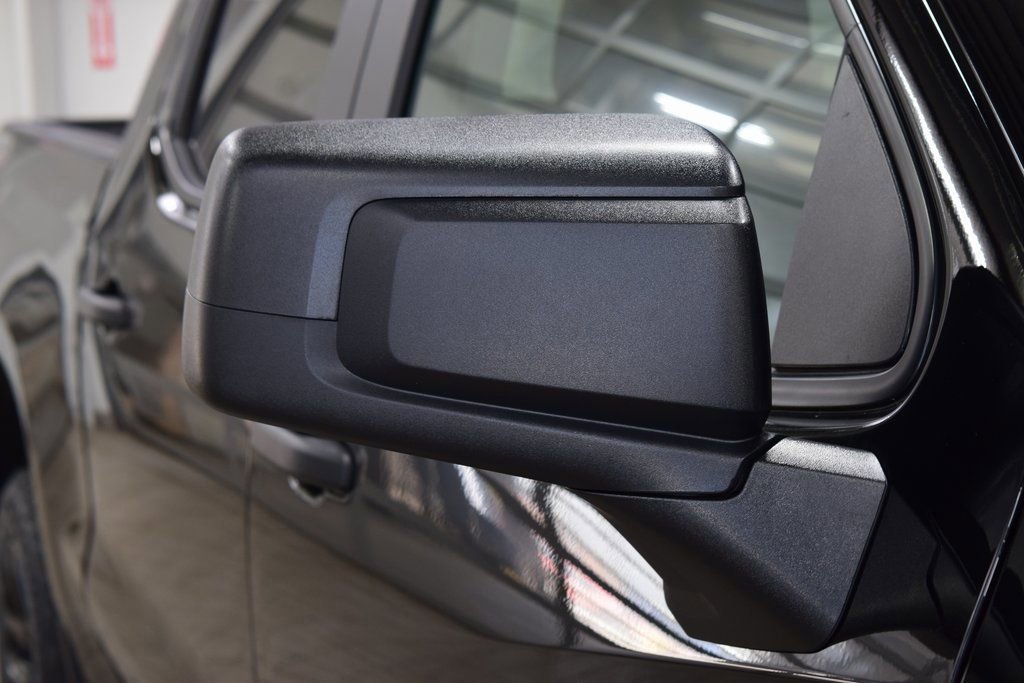 New 2026 Chevrolet Silverado 1500 Custom Trail Boss w/ Turbomax Blackout Package image 17