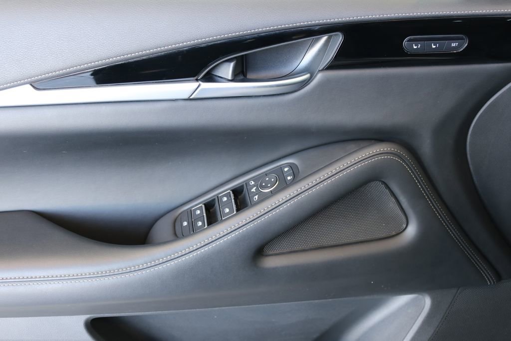 Certified 2025 INFINITI QX60 Pure image 13