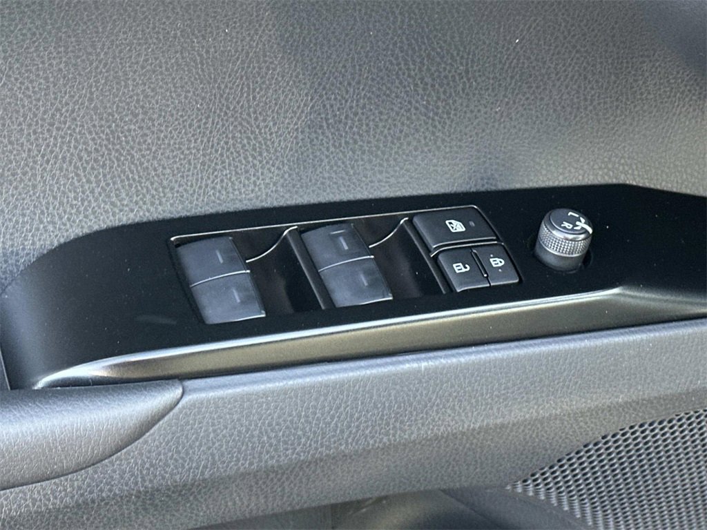 New 2026 Toyota Camry SE image 15