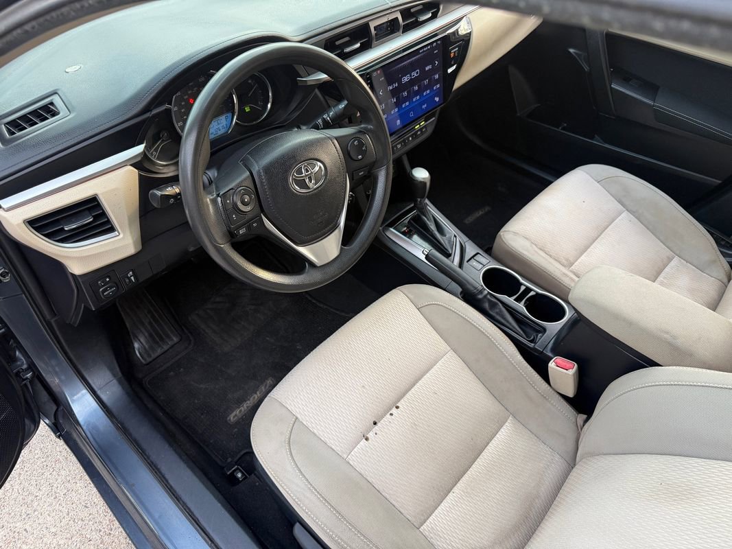 Used 2014 Toyota Corolla LE FWD image 2