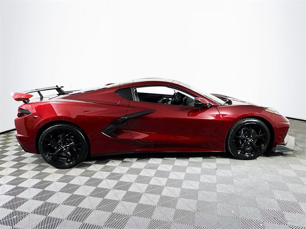 Used 2020 Chevrolet Corvette Stingray Premium Cpe w/ 3LT Preferred Equipment Group image 8