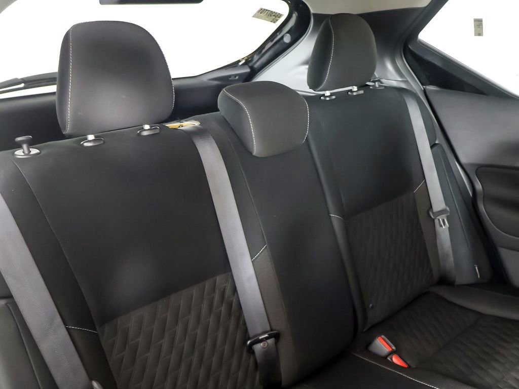 Used 2022 Nissan Kicks S image 30