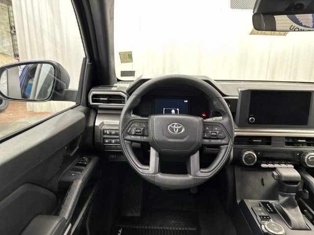 Used 2024 Toyota Tacoma SR5 AWD/4WD image 12