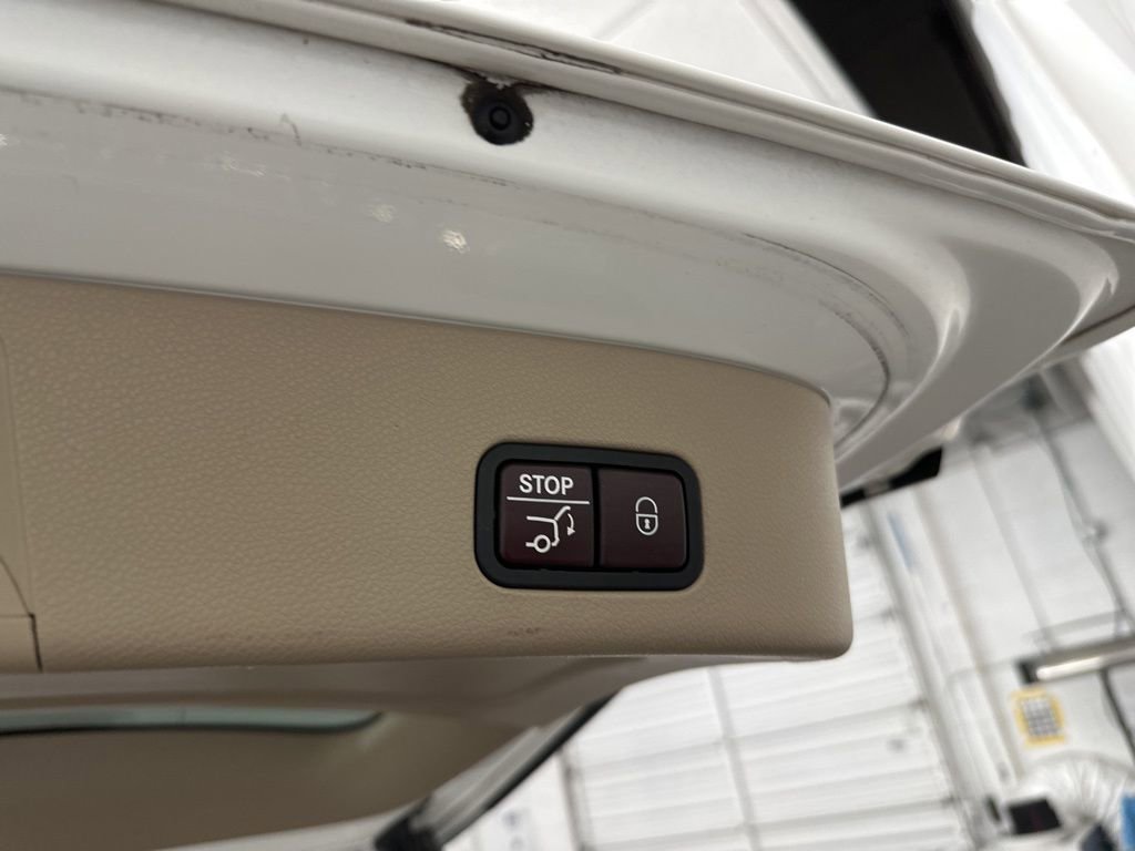 Certified 2016 Mercedes-Benz GL 450 4MATIC image 28