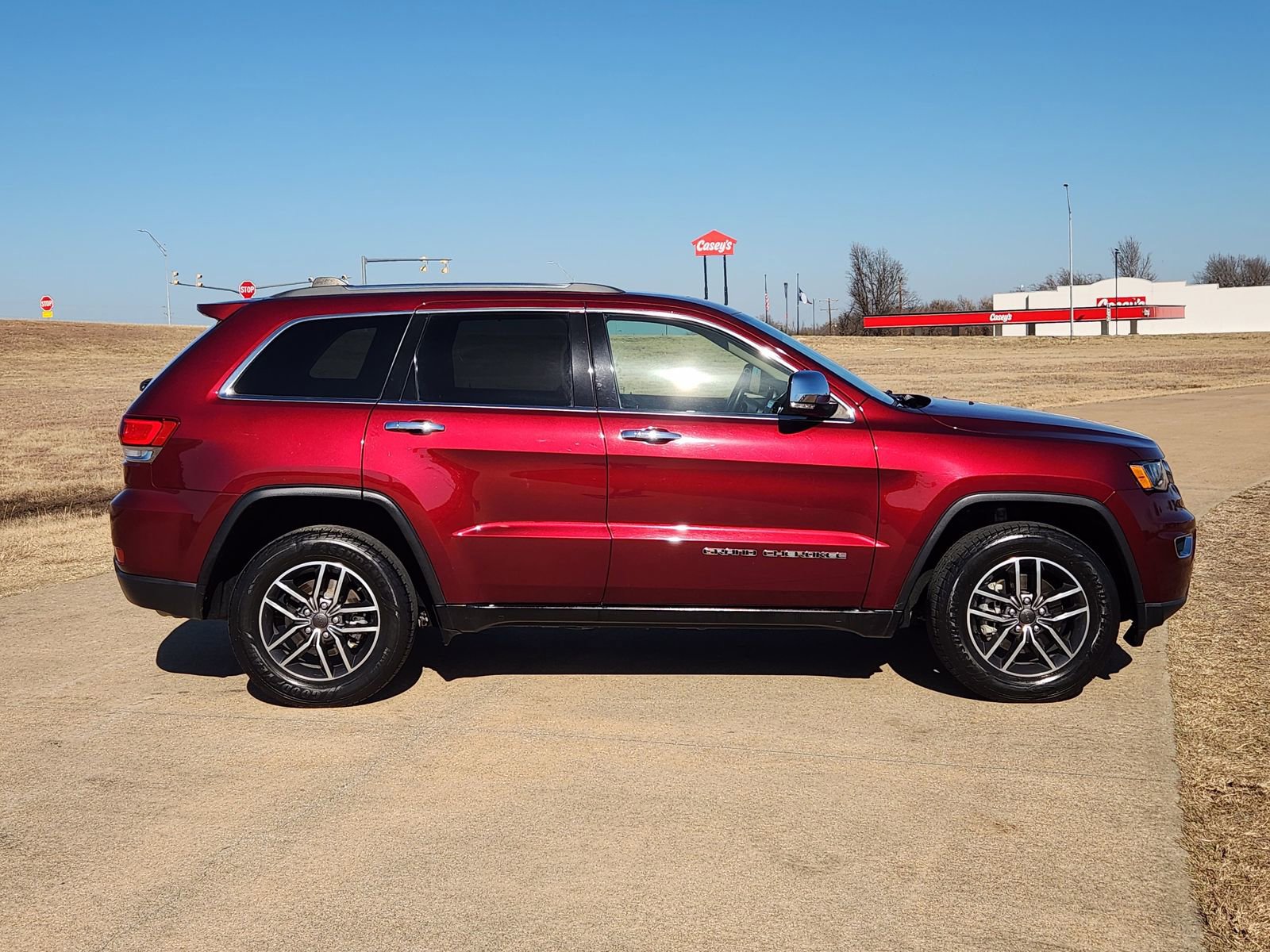 Used 2020 Jeep Grand Cherokee Limited image 7