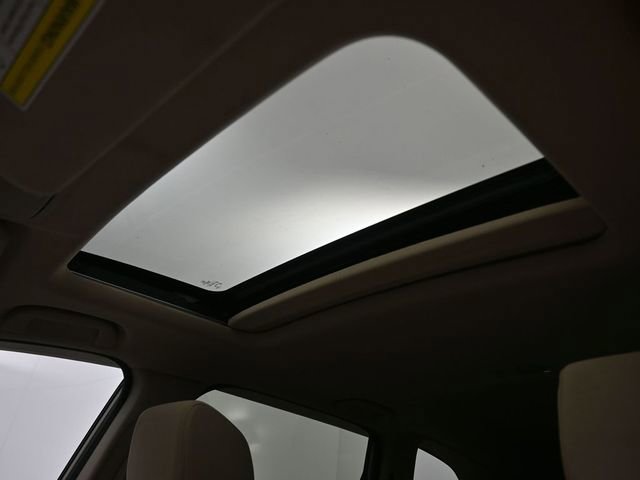 Used 2018 Honda CR-V EX image 2