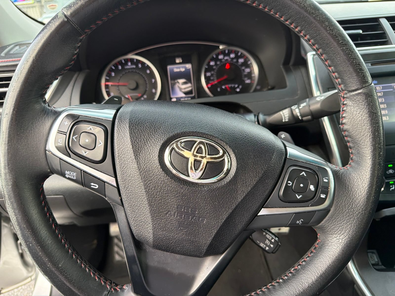 Used 2017 Toyota Camry SE FWD image 14
