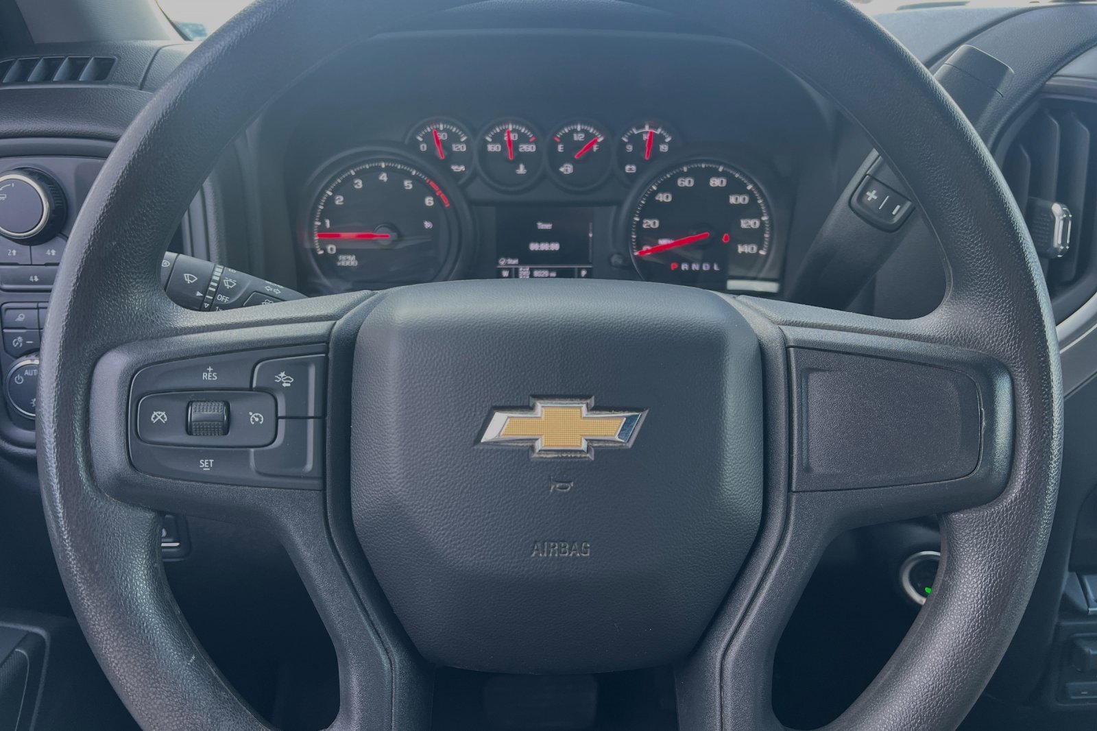 Used 2024 Chevrolet Silverado 2500 Custom w/ Custom Value Package image 22