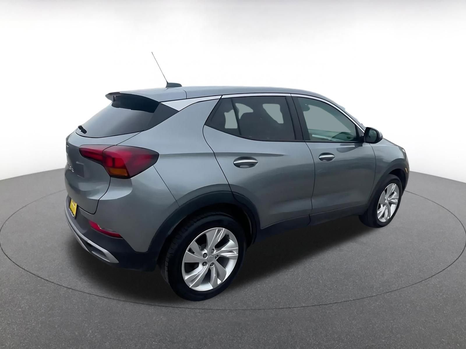 Used 2025 Buick Encore GX Preferred AWD/4WD image 15