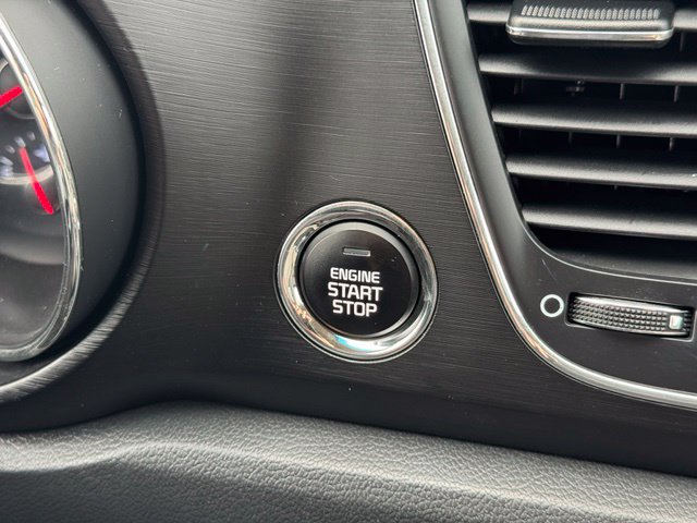 Used 2020 Kia Sedona EX FWD image 19