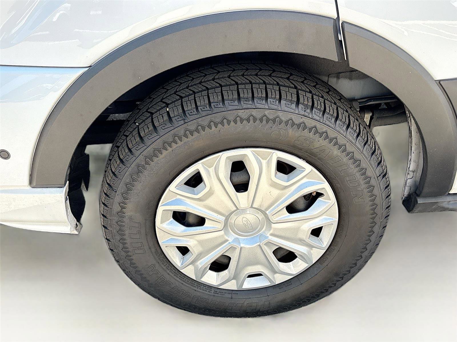 Used 2024 Ford Transit 350 XLT image 31