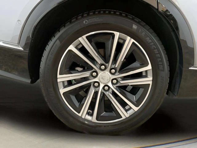 Used 2023 Cadillac Lyriq 2WD image 91