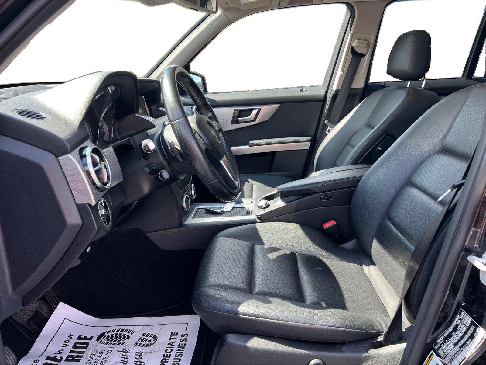 Used 2015 Mercedes-Benz GLK 350 4MATIC image 10