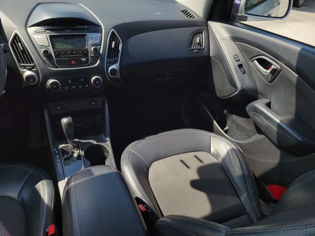Used 2011 Hyundai Tucson GLS AWD/4WD image 15
