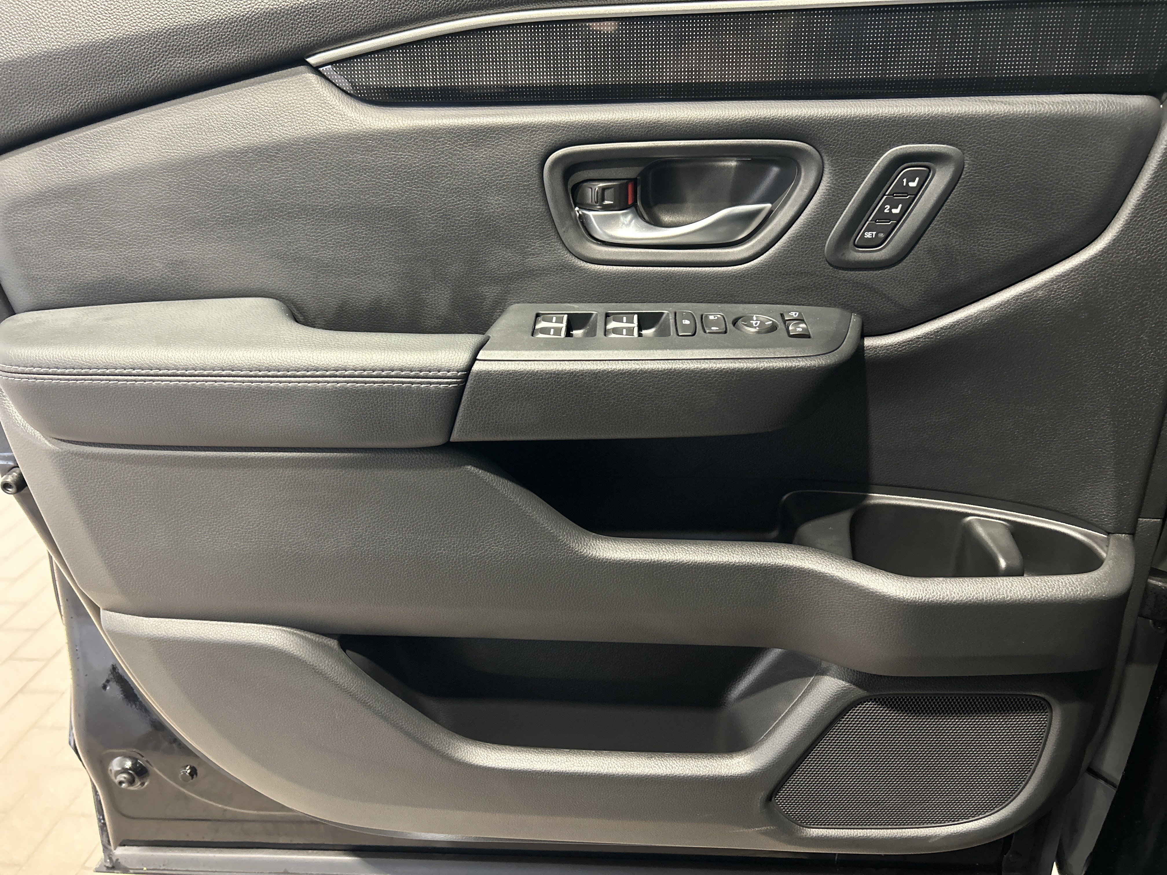 Certified 2024 Honda Pilot Elite image 22