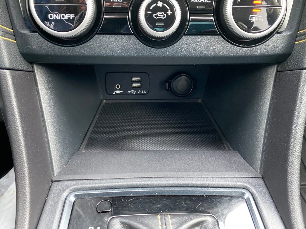 Used 2022 Subaru Crosstrek 2.5i Sport w/ Moonroof Package image 24