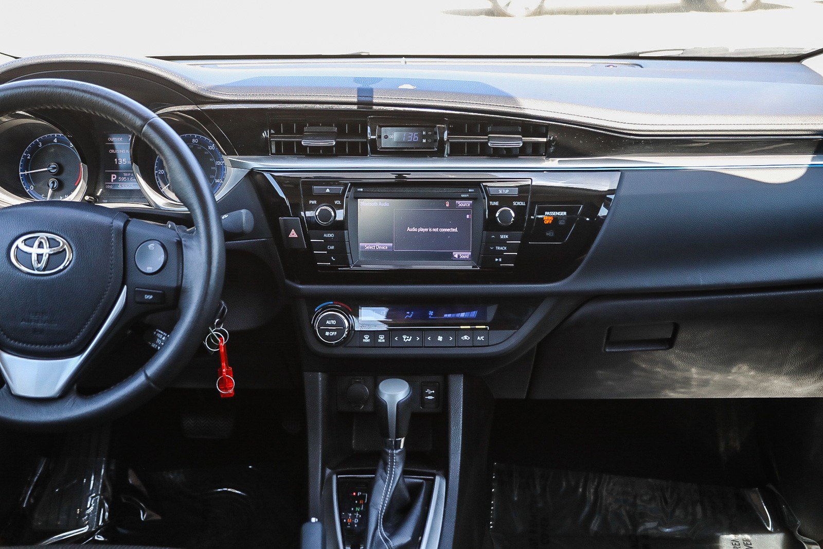 Used 2016 Toyota Corolla S FWD image 13