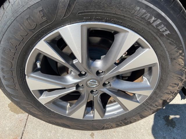 Used 2016 Nissan Murano S image 7