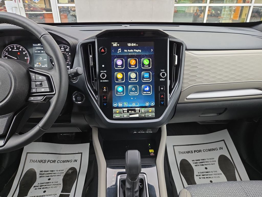 Used 2025 Subaru Forester Premium image 22