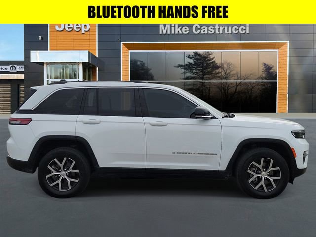 Used 2023 Jeep Grand Cherokee Limited AWD/4WD image 3