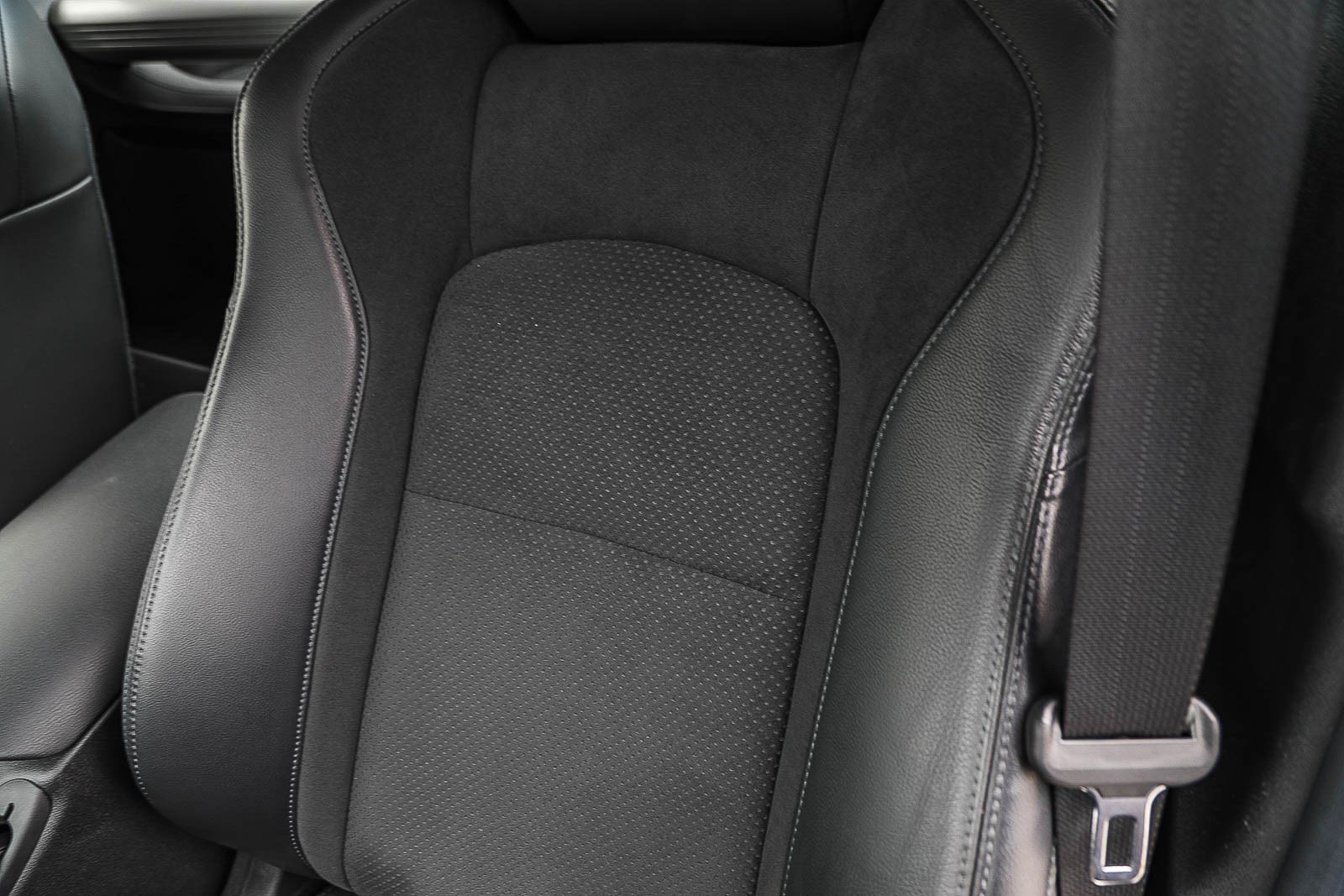 Used 2024 Nissan Z Performance w/ Floor Mat Package RWD image 21