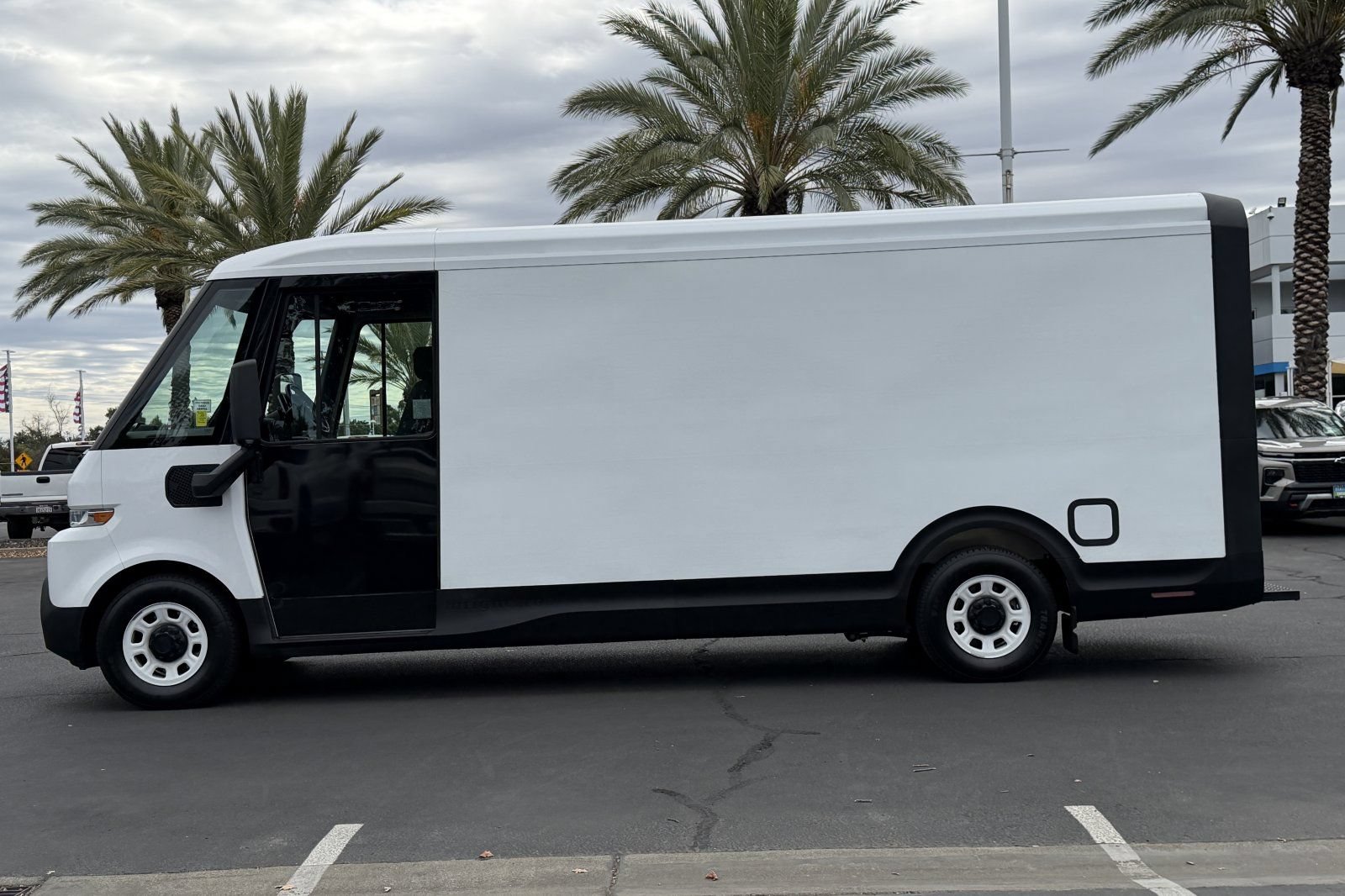 Used 2023 Chevrolet Brightdrop 600 w/ Active Safety Package 2 AWD/4WD image 6