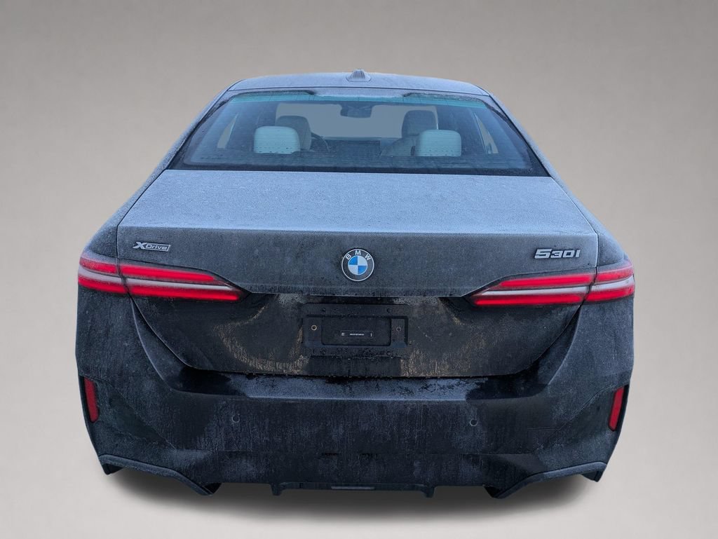 New 2026 BMW 530i xDrive w/ M Sport Package AWD/4WD image 5