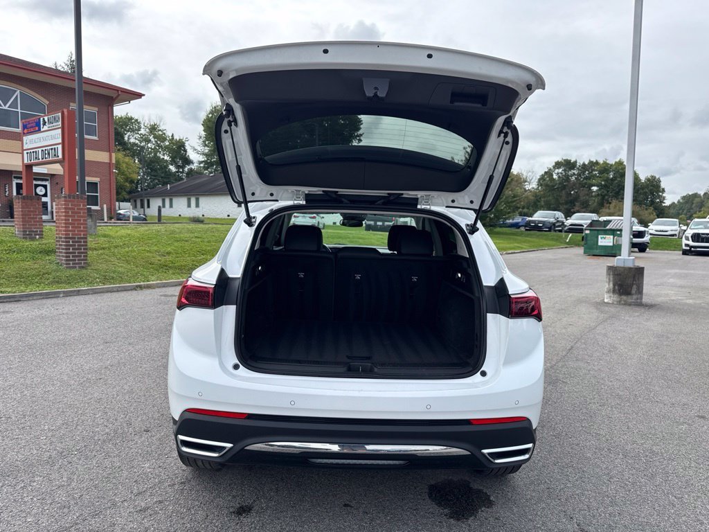 Used 2024 Buick Envision Preferred AWD/4WD image 16