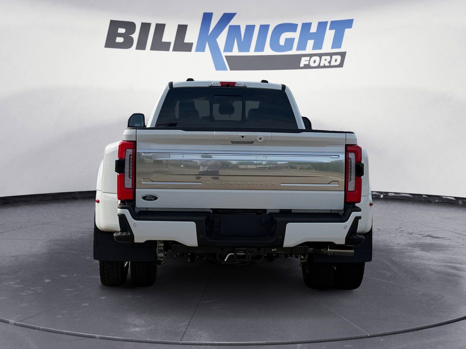 Used 2026 Ford F450 Platinum AWD/4WD image 4