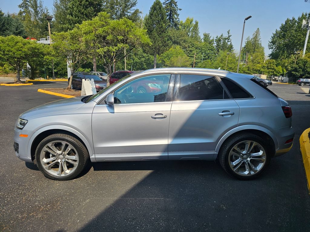 Used 2015 Audi Q3 2.0T Prestige w/ Prestige Package AWD/4WD image 4