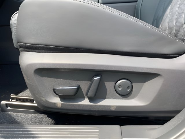 New 2026 Nissan Rogue Platinum AWD/4WD image 18