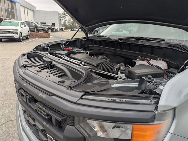 New 2026 Chevrolet Silverado 1500 Custom w/ Turbomax Blackout Package image 34