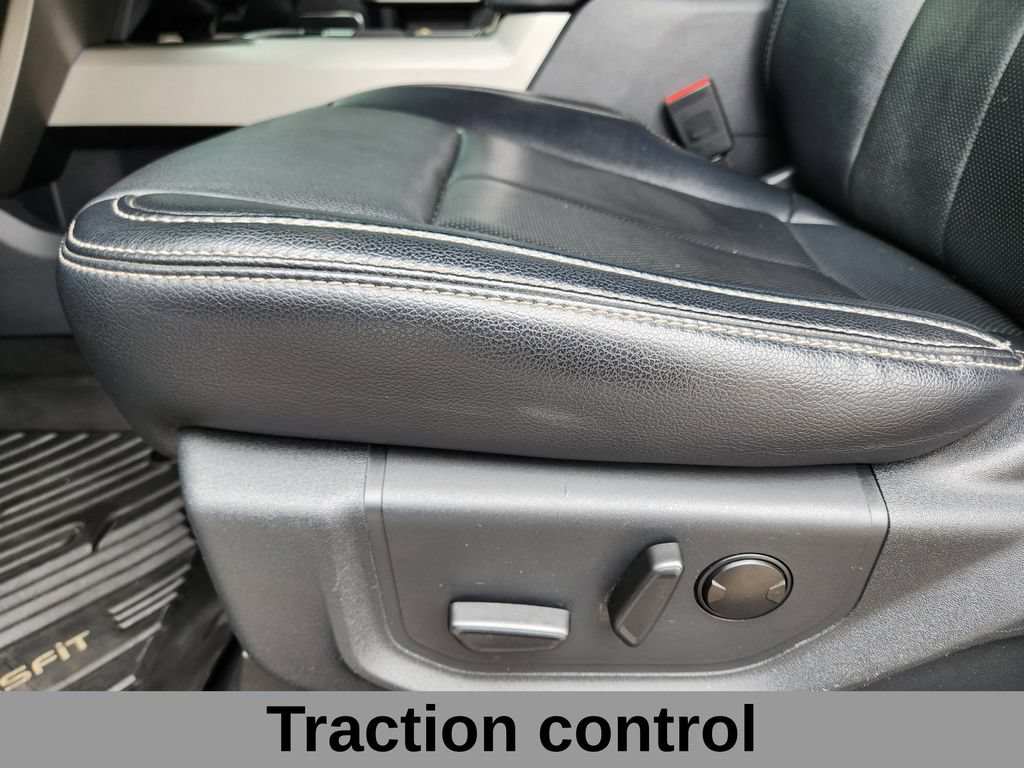 Used 2022 Ford F350 Lariat w/ Lariat Ultimate Package AWD/4WD image 12