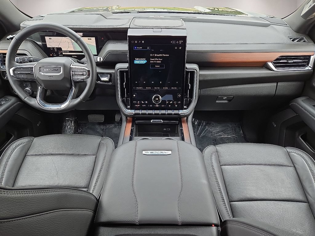 Used 2025 GMC Yukon XL Denali AWD/4WD image 19
