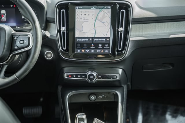 Certified 2023 Volvo XC40 B5 Plus w/ Protection Package Premier AWD/4WD image 22
