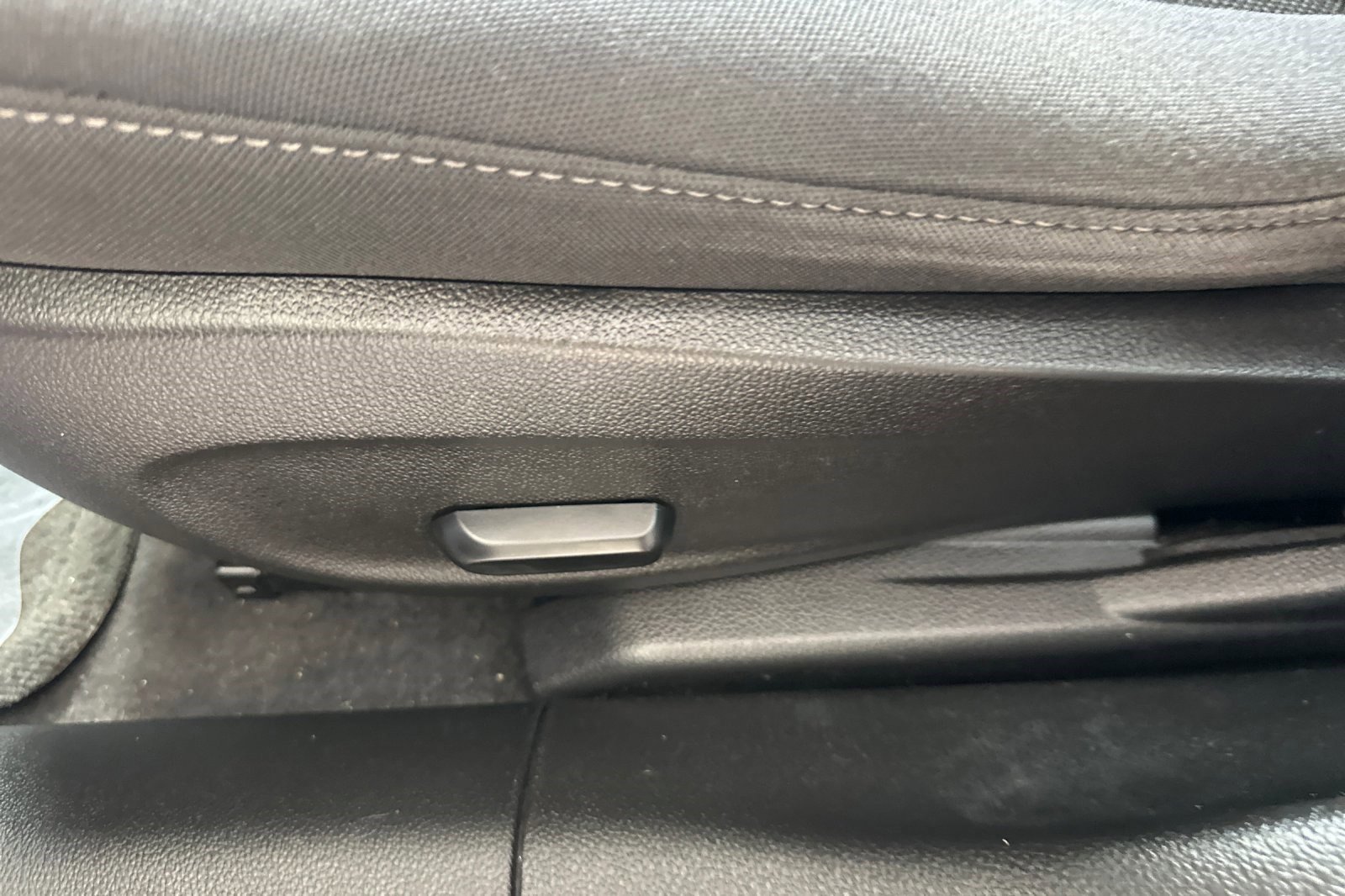 Used 2015 Chevrolet Cruze LT FWD image 14