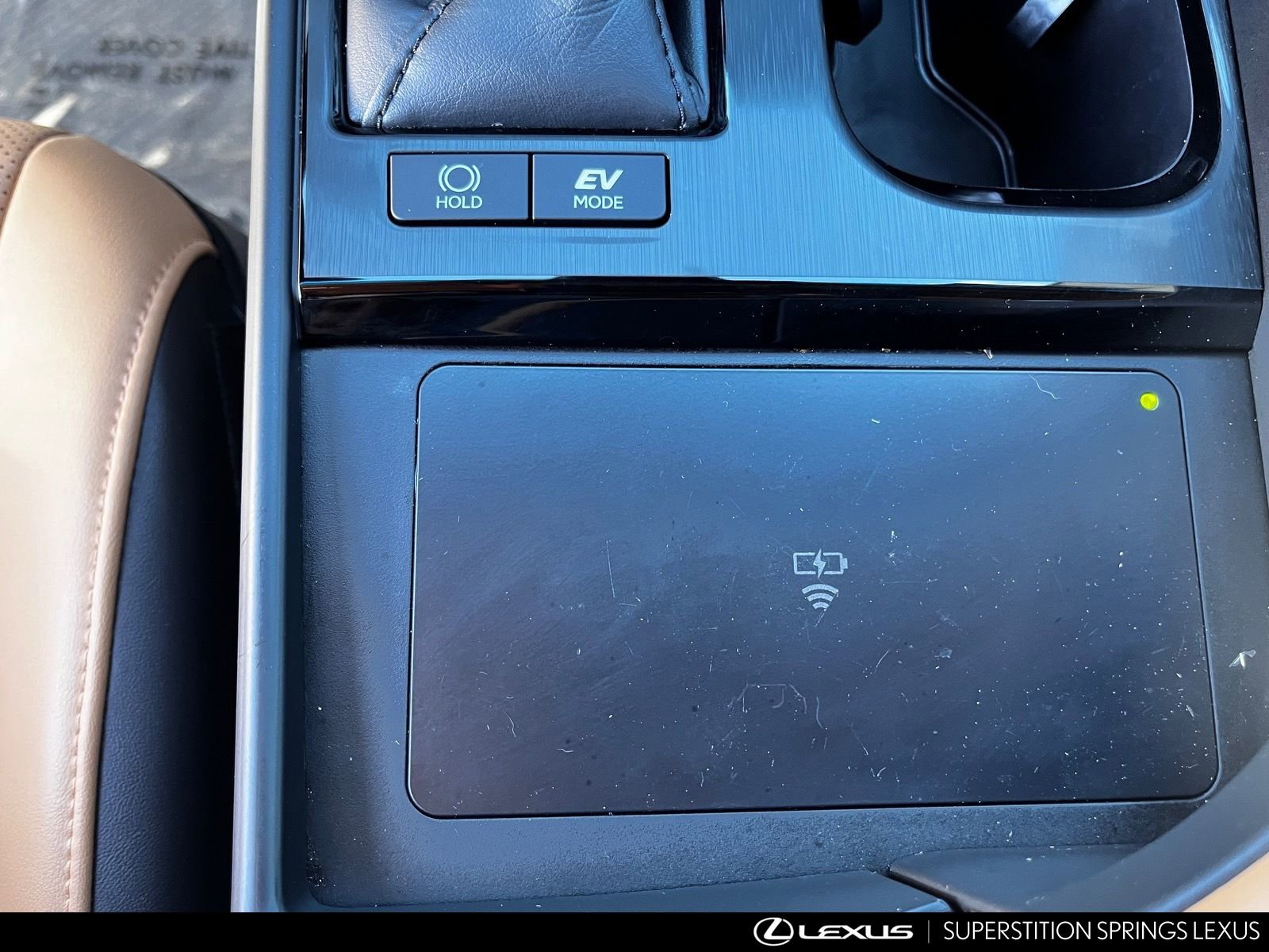 Certified 2024 Lexus ES 300h 300h w/ Premium Package image 18