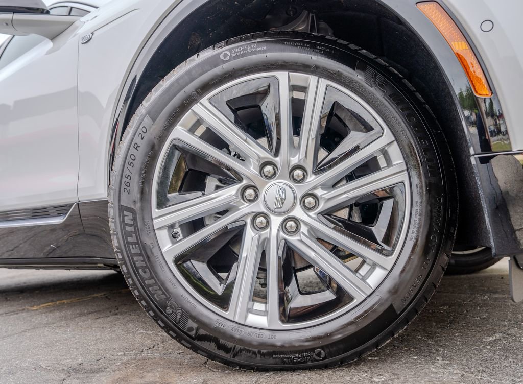 Used 2024 Cadillac Lyriq Tech w/ Driver Assist Package AWD/4WD image 30